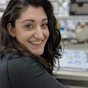 Meet your Posher, Julia